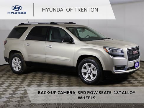 Used 2016 GMC Acadia SLE image 1