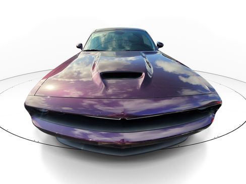Used 2020 Dodge Challenger R/T RWD image 2