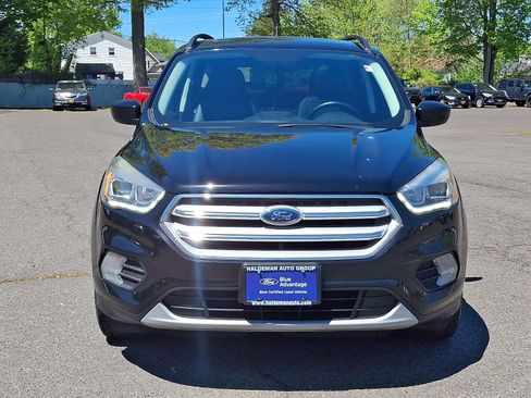 Used 2018 Ford Escape SEL FWD image 2