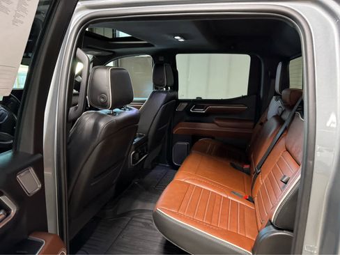 Certified 2025 GMC Sierra 1500 Denali Ultimate image 15