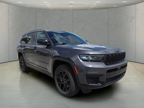 Used 2024 Jeep Grand Cherokee L Laredo AWD/4WD image 13
