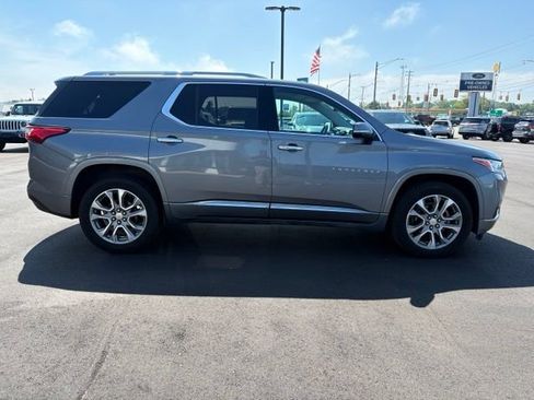 Used 2020 Chevrolet Traverse Premier AWD/4WD image 9