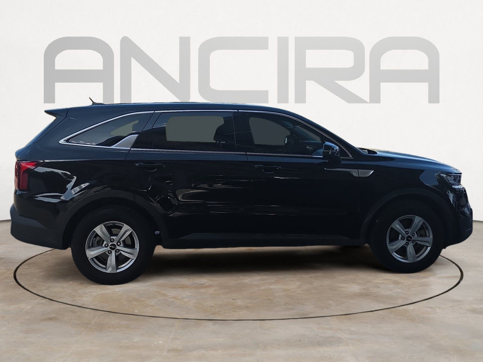 Certified 2023 Kia Sorento LX FWD image 9