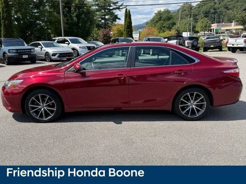 Used 2017 Toyota Camry XSE w/ Advanced Technology Package FWD image 8