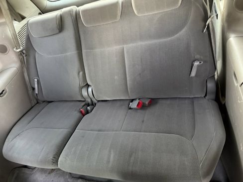 Used 2005 Toyota Sienna CE image 14