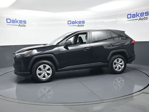 Used 2024 Toyota RAV4 LE AWD/4WD image 5