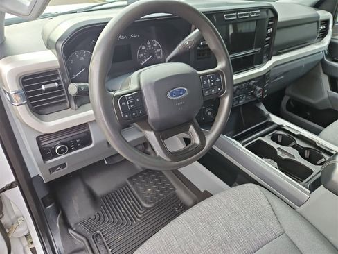 Used 2024 Ford F350 XLT image 2