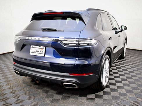 Used 2019 Porsche Cayenne image 9