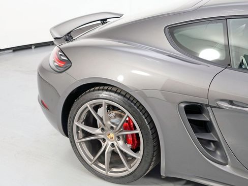 Used 2019 Porsche 718 Cayman S image 43