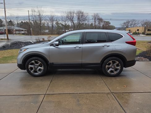 Used 2018 Honda CR-V EX image 7