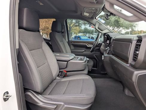 Used 2024 GMC Sierra 1500 Elevation image 29