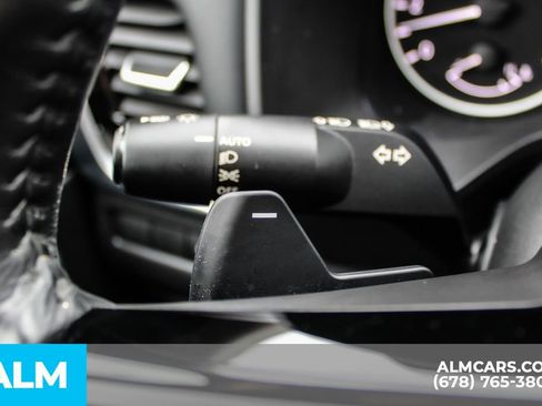 Used 2021 Nissan Rogue SV w/ Premium Package image 25