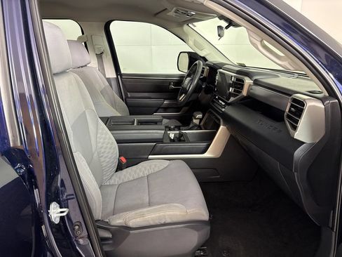 Used 2022 Toyota Tundra SR5 w/ Convenience Package RWD image 16