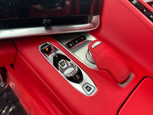 Used 2024 Chevrolet Corvette Stingray Premium Conv w/ Battery Protection Package image 19