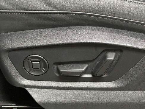 Used 2024 Audi Q7 3.0T Premium image 17