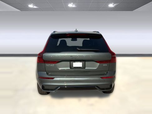 New 2026 Volvo XC60 B5 Plus w/ Climate Package AWD/4WD image 10