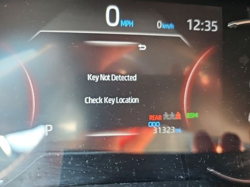 Used 2025 Toyota RAV4 XLE AWD/4WD image 23