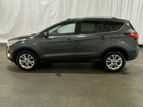 Used 2019 Ford Escape Titanium w/ U9j03 - Titanium Tow Package image 7