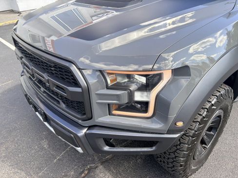 Used 2018 Ford F150 Raptor w/ Equipment Group 802A Luxury AWD/4WD image 8