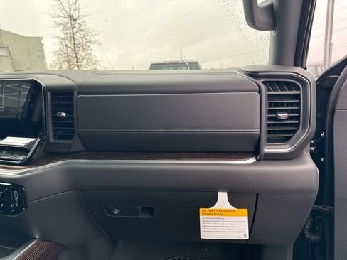 New 2026 GMC Sierra 1500 Elevation image 23