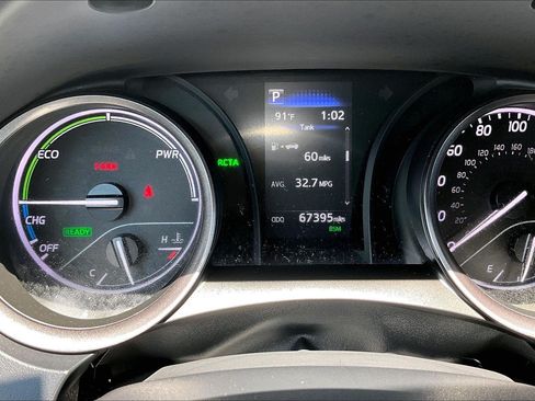 Used 2023 Toyota Camry SE w/ Cold Weather Package FWD image 19