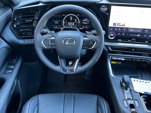 New 2026 Lexus TX 500h AWD image 12