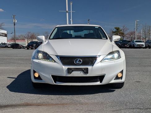 Used 2013 Lexus IS 350 w/ Luxury Plus Pkg Value Edition image 2