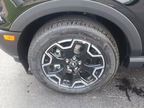 New 2026 Ford Bronco Sport Outer Banks AWD/4WD image 18