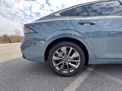 New 2026 Nissan Sentra SL image 13