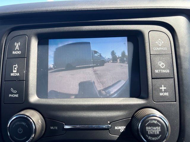 Used 2024 RAM 5500 Tradesman w/ Chrome Appearance Group AWD/4WD image 21