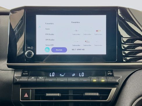 Used 2025 Toyota Camry LE image 23