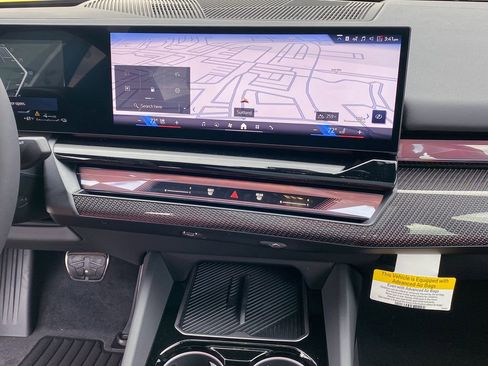 New 2027 BMW 550e xDrive AWD/4WD image 24