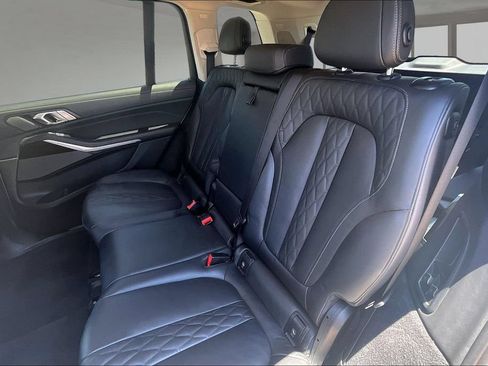 Used 2025 BMW X7 xDrive40i AWD/4WD image 26