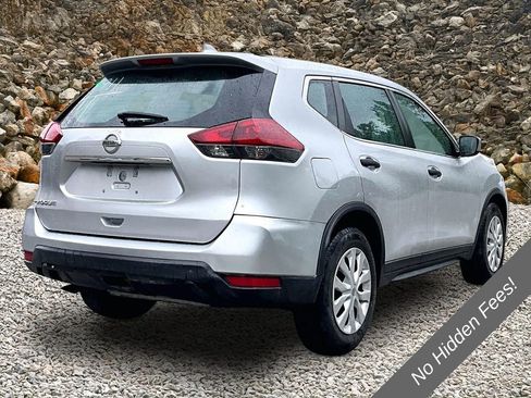 Used 2020 Nissan Rogue S FWD image 2