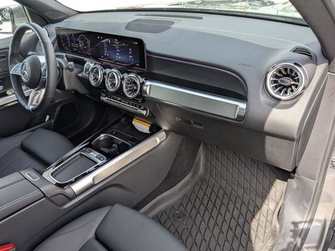 Used 2026 Mercedes-Benz GLB 250 image 23