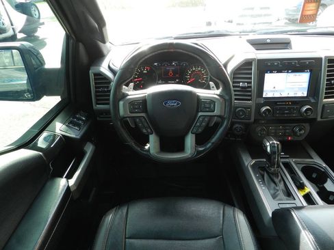 Used 2018 Ford F150 Raptor w/ Equipment Group 802A Luxury AWD/4WD image 9