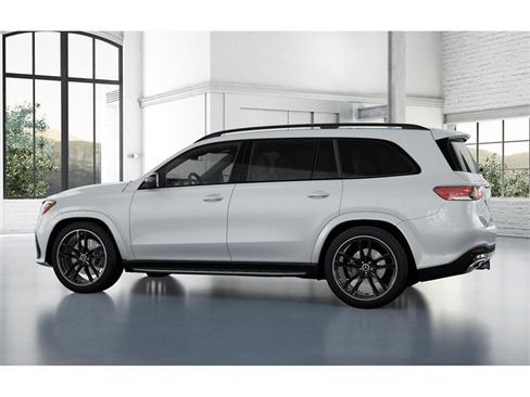 New 2025 Mercedes-Benz GLS 450 4MATIC image 32