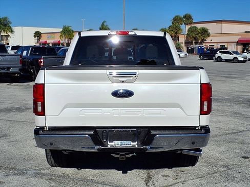 Used 2018 Ford F150 Lariat w/ Equipment Group 502A Luxury image 6