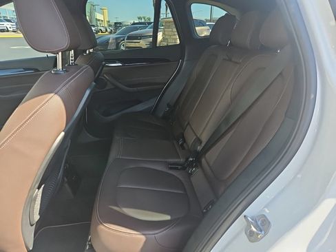 Used 2021 BMW X1 sDrive28i w/ Premium Package FWD image 9