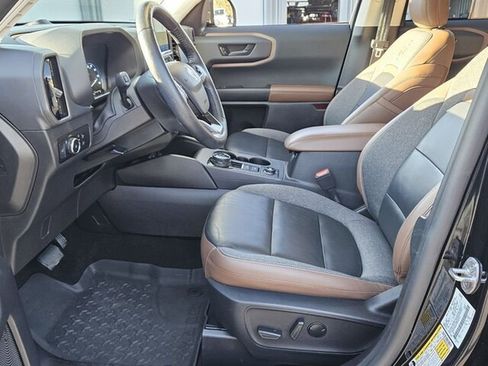 Used 2023 Ford Bronco Sport Outer Banks image 6