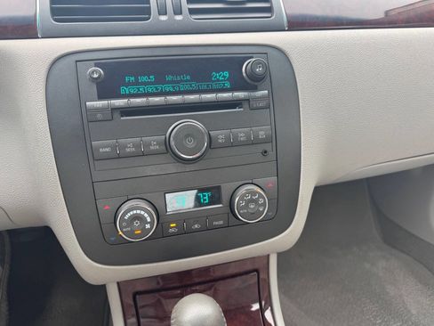 Used 2007 Buick Lucerne CXL image 19