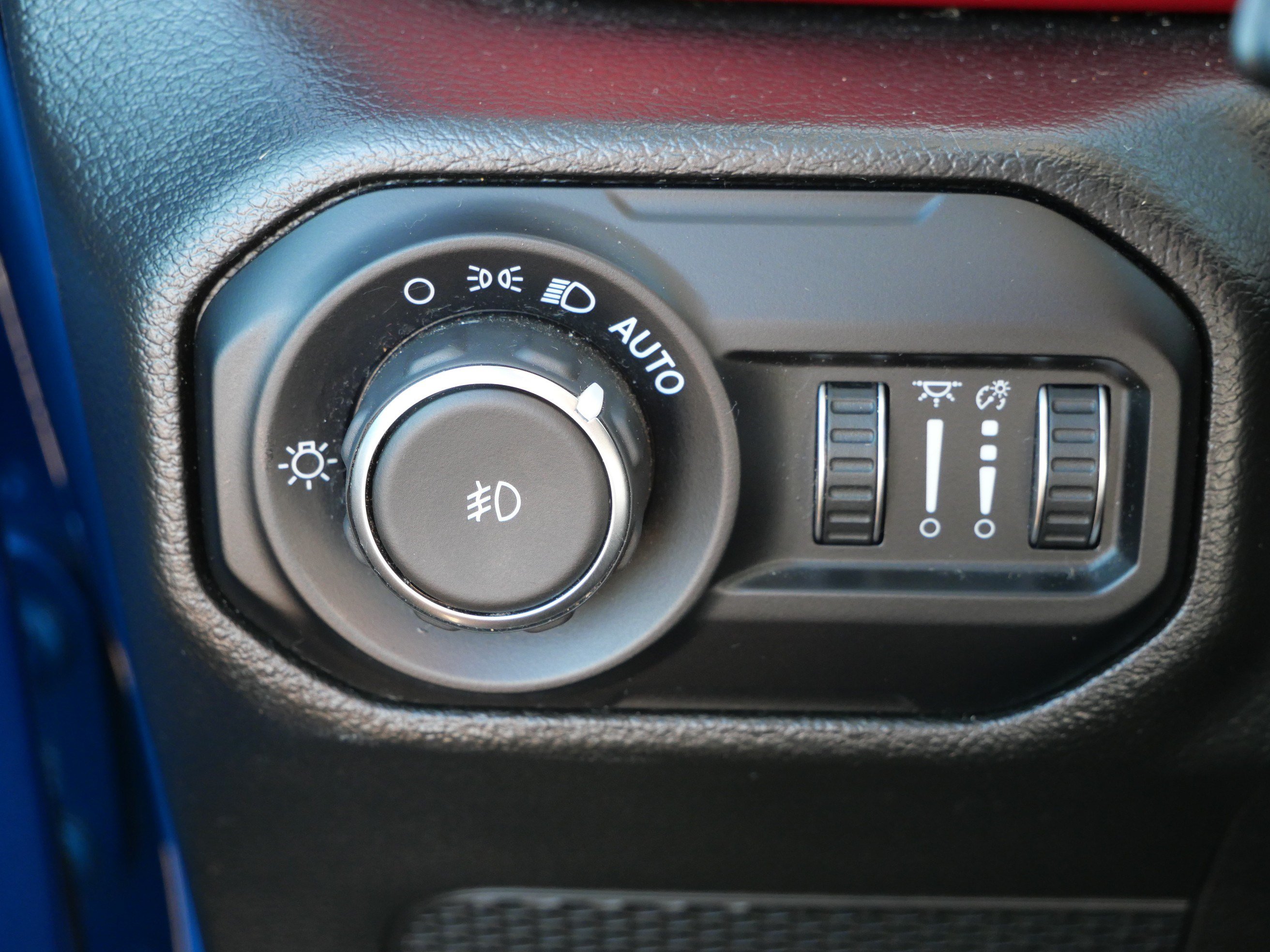 Used 2022 Jeep Wrangler Unlimited Rubicon AWD/4WD image 26