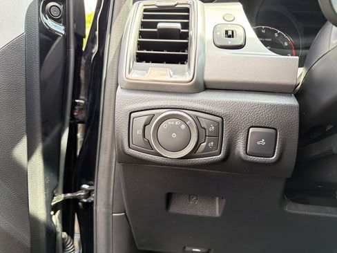 Used 2021 Ford Ranger XLT w/ Equipment Group 301A Mid AWD/4WD image 18