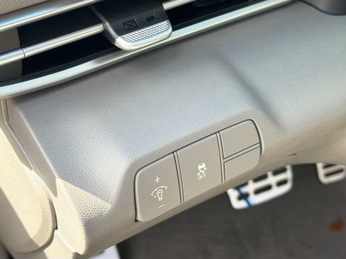 Certified 2026 Hyundai Elantra Sport FWD image 10