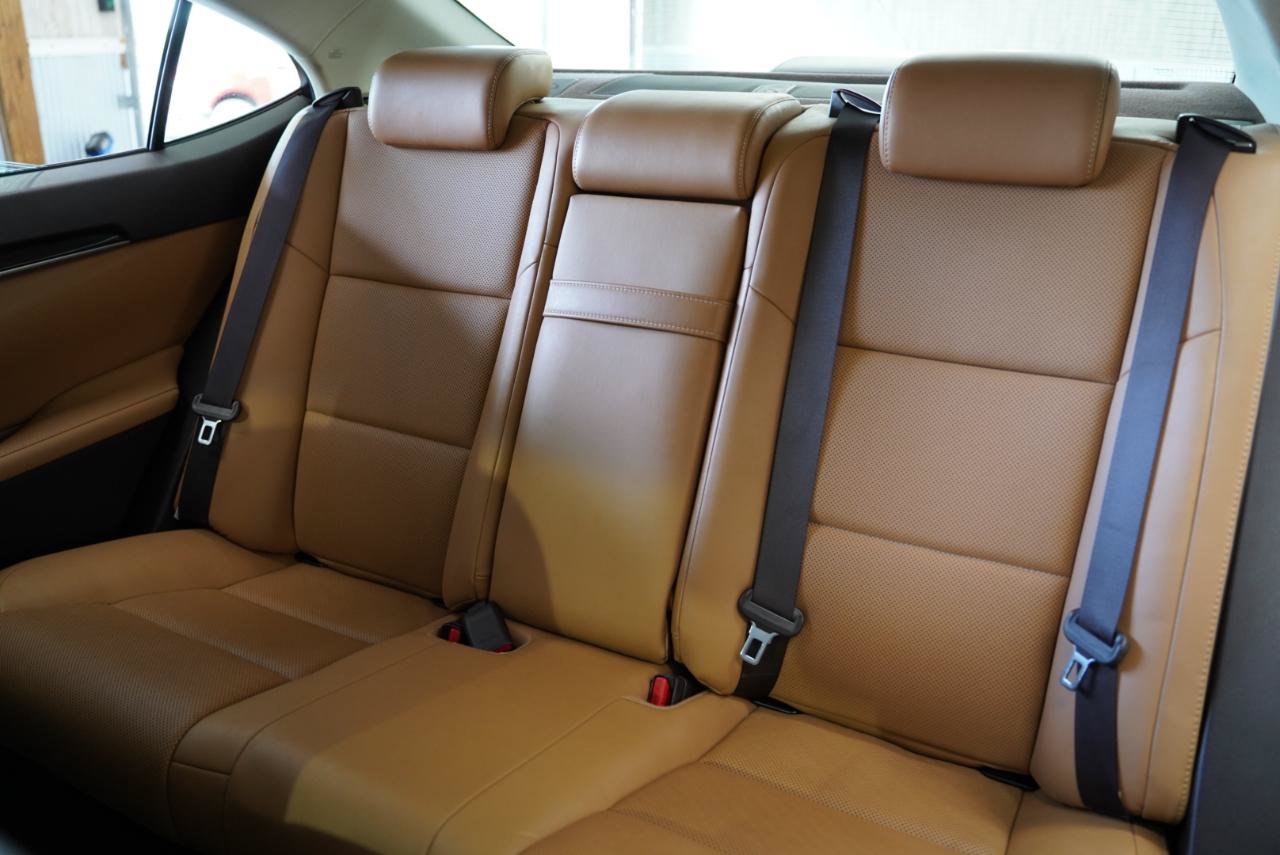 Used 2018 Lexus ES 350 w/ Premier Package FWD image 35