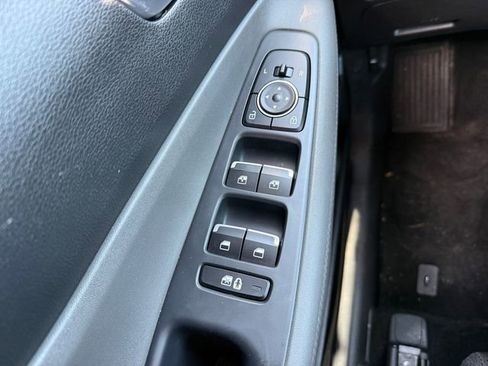 Used 2023 Hyundai Santa Fe SEL image 18