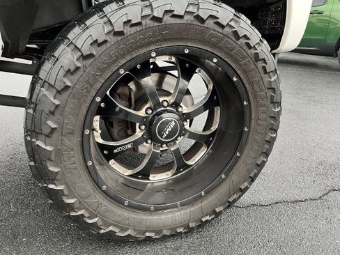 Used 2014 Ford F250 Platinum w/ FX4 Off-Road Package image 16