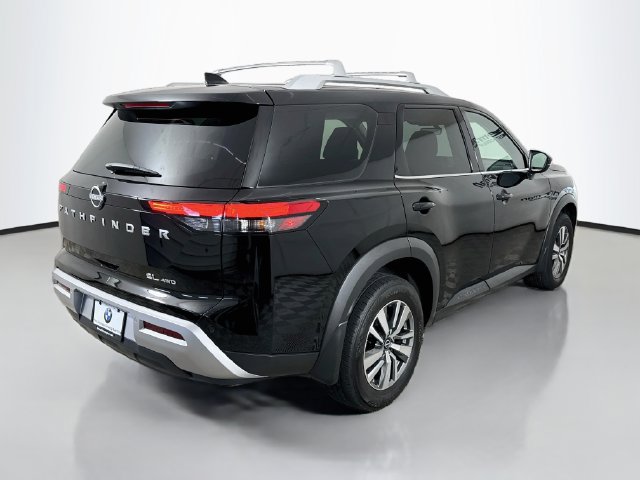Used 2025 Nissan Pathfinder SL AWD/4WD image 7