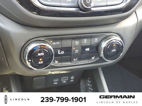 Used 2022 Chevrolet TrailBlazer LT w/ Convenience Package image 32