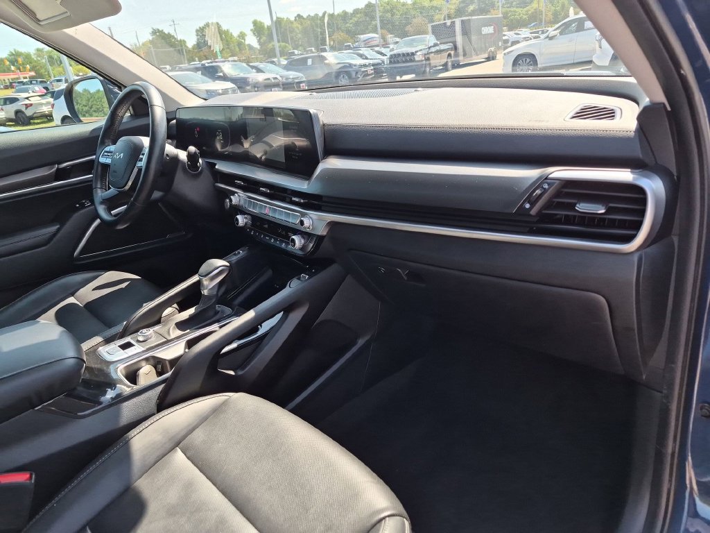 Used 2025 Kia Telluride S FWD image 39